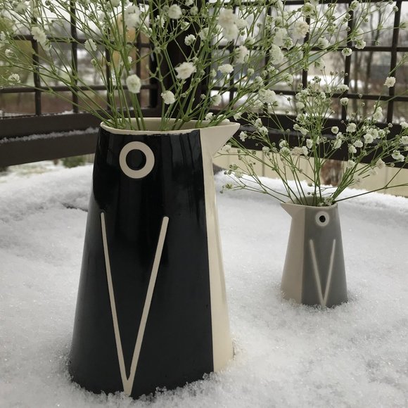 Penguin Vases (Pair) - Picture 1 of 4